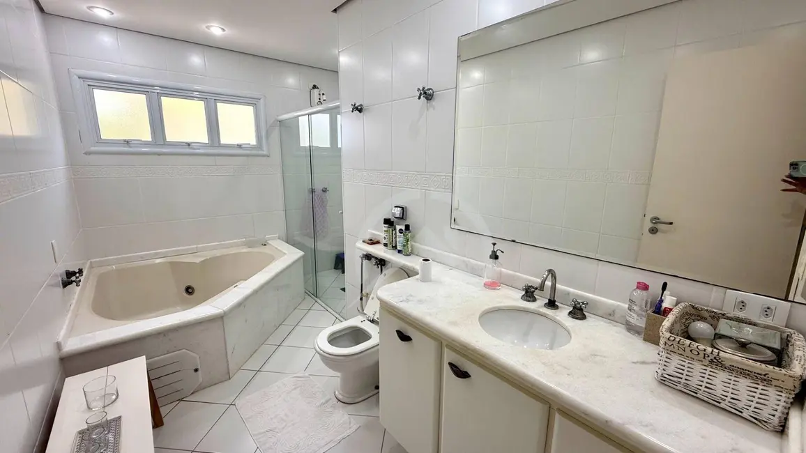 Foto 3 de Casa com 5 quartos à venda e para alugar, 1338m2 em Atibaia - SP