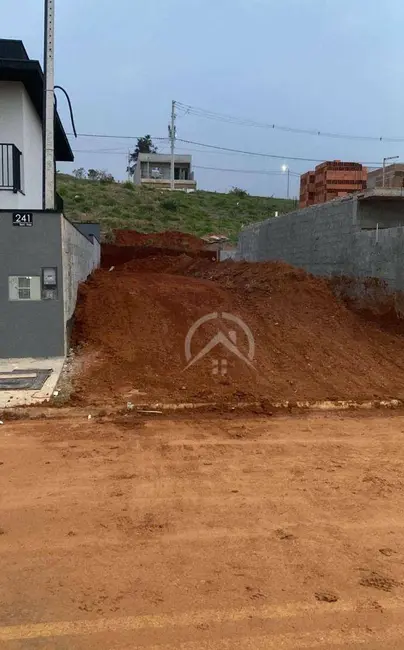 Foto 2 de Terreno / Lote à venda, 175m2 em Atibaia - SP