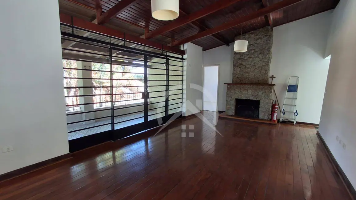 Foto 1 de Casa à venda e para alugar, 398m2 em Vila Junqueira, Atibaia - SP