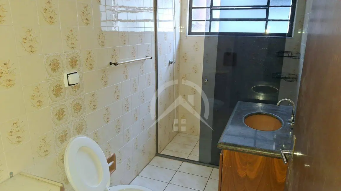 Foto 5 de Sobrado com 3 quartos para alugar, 180m2 em Cidade Satélite, Atibaia - SP