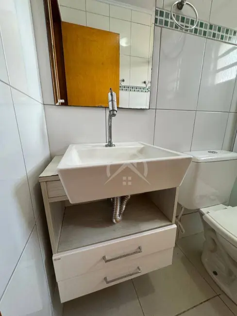 Apartamento com 2 quartos para alugar, 50m2 em Jardim Colonial, Atibaia - SP - imagem 8 Foto 8 de Apartamento com 2 quartos para alugar, 50m2 em Jardim Colonial, Atibaia - SP