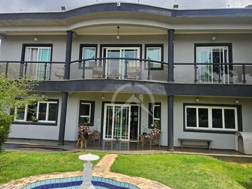 Foto 1 de Casa com 6 quartos à venda e para alugar, 1000m2 em Vila Santista, Atibaia - SP