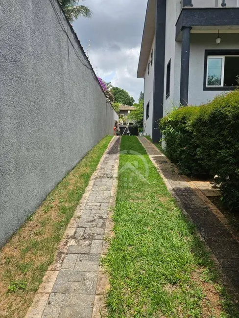 Foto 6 de Casa com 6 quartos à venda e para alugar, 1000m2 em Vila Santista, Atibaia - SP