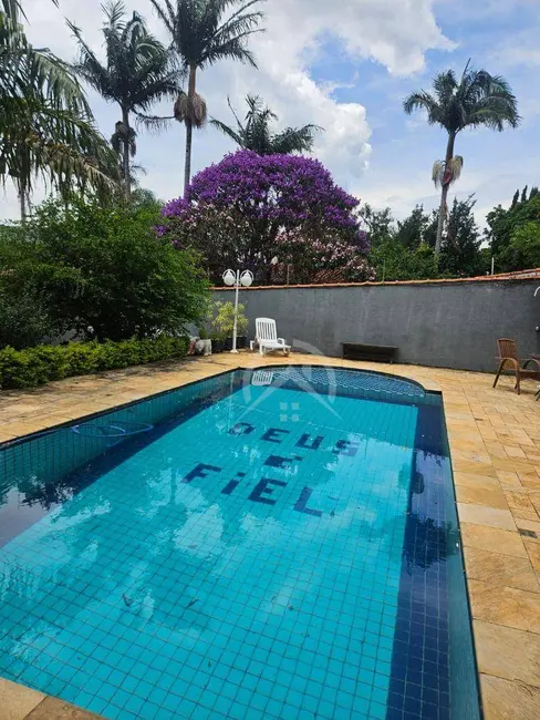 Foto 8 de Casa com 6 quartos à venda e para alugar, 1000m2 em Vila Santista, Atibaia - SP