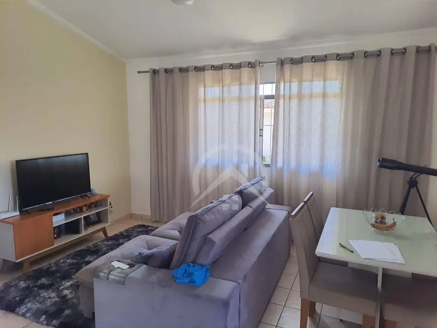 Foto 4 de Casa com 2 quartos à venda e para alugar, 120m2 em Ribeirão dos Porcos, Atibaia - SP