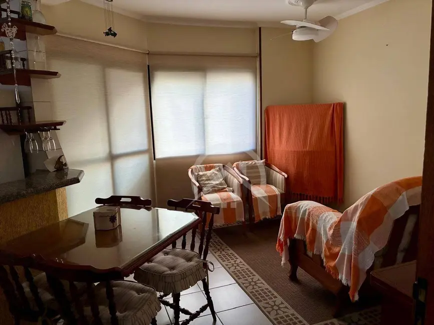 Foto 4 de Apartamento com 2 quartos à venda, 68m2 em Vila Alzira, Guaruja - SP