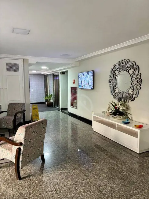 Foto 2 de Apartamento com 2 quartos à venda, 68m2 em Vila Alzira, Guaruja - SP