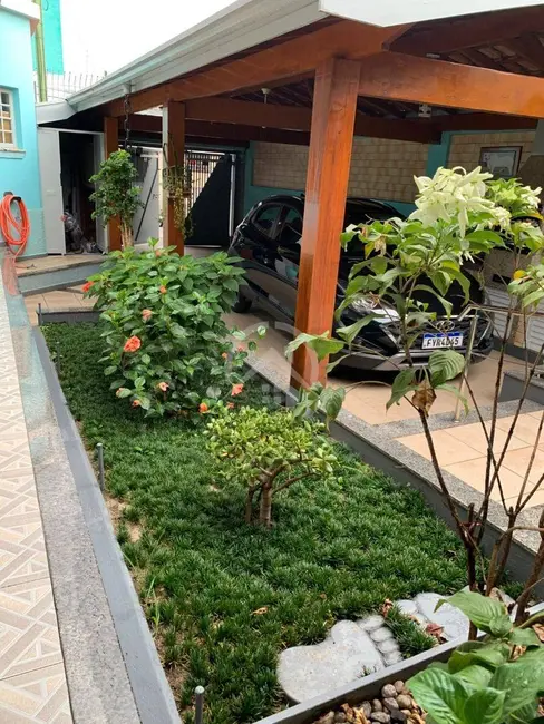 Casa com 2 quartos à venda e para alugar, 300m2 em Alvinópolis, Atibaia - SP - imagem 3 Foto 3 de Casa com 2 quartos à venda e para alugar, 300m2 em Alvinópolis, Atibaia - SP
