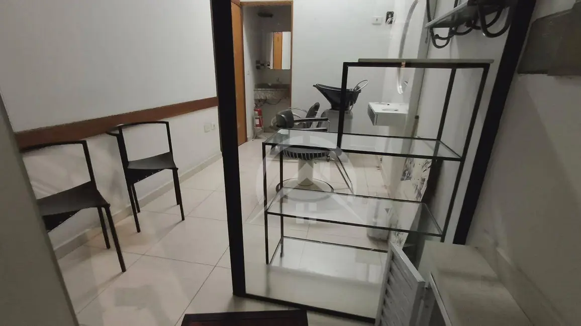 Foto 3 de Sala Comercial para alugar, 29m2 em Centro, Atibaia - SP