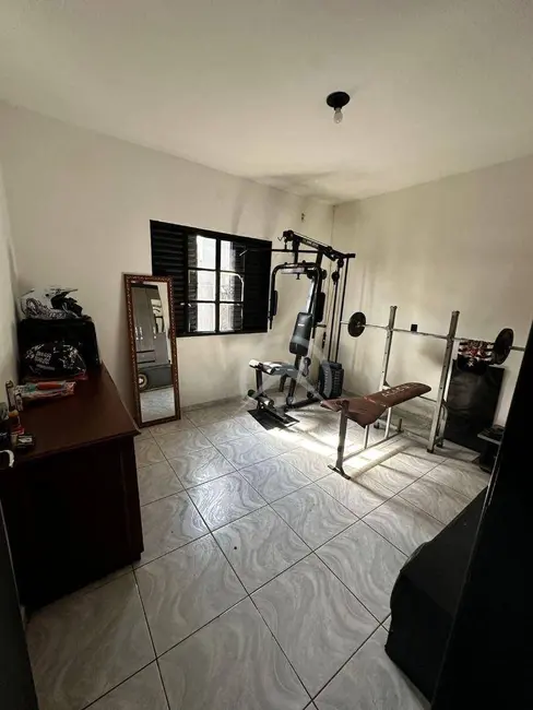 Foto 4 de Casa com 2 quartos à venda, 300m2 em Atibaia - SP