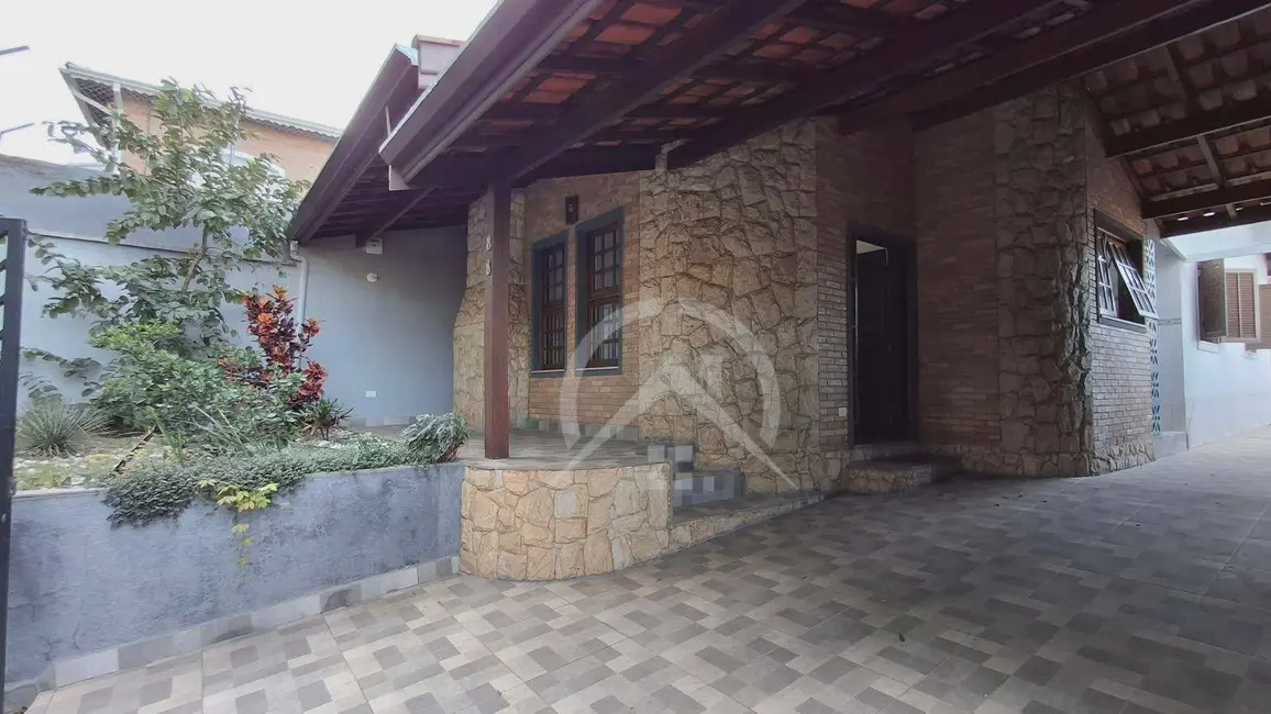 Foto 8 de Casa com 4 quartos à venda e para alugar, 300m2 em Jardim do Lago, Atibaia - SP
