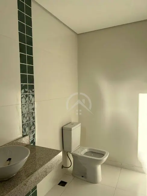 Sobrado com 4 quartos para alugar, 200m2 em Centro, Atibaia - SP - imagem 4 Foto 4 de Sobrado com 4 quartos para alugar, 200m2 em Centro, Atibaia - SP