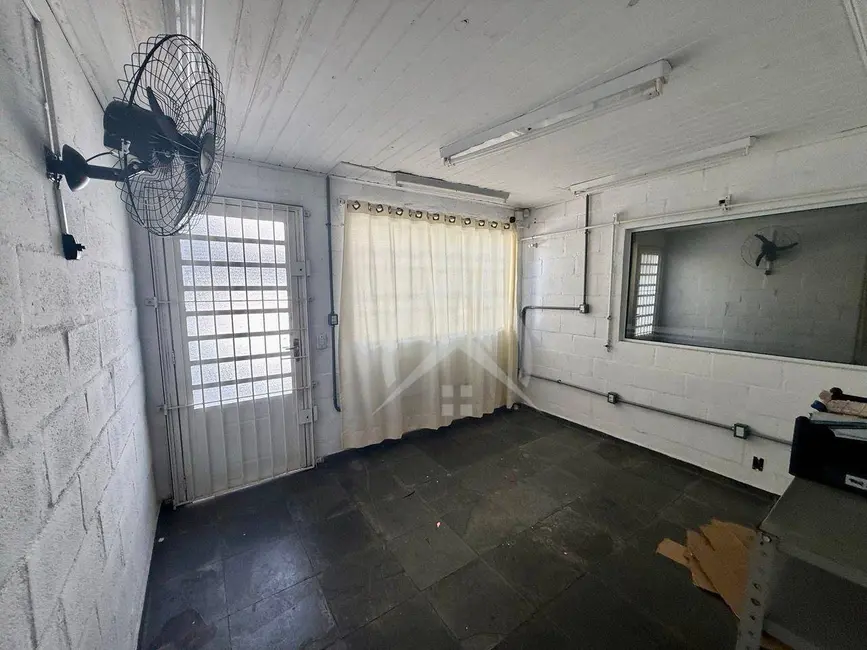 Foto 9 de Sala Comercial à venda e para alugar, 182m2 em Atibaia Jardim, Atibaia - SP