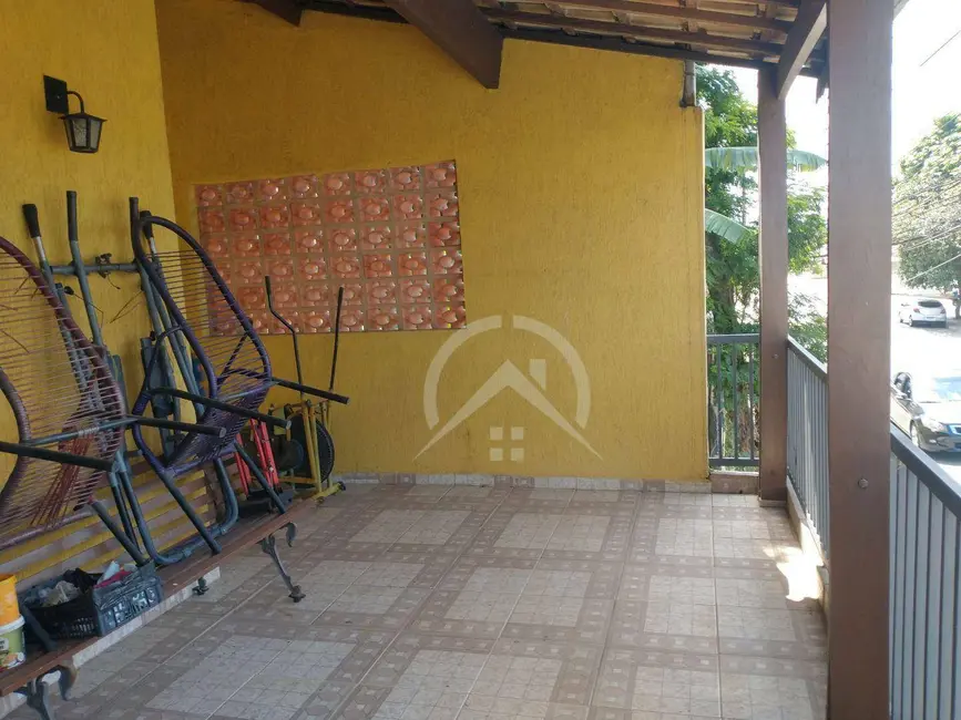 Foto 2 de Casa com 2 quartos à venda, 180m2 em Jardim das Cerejeiras, Atibaia - SP