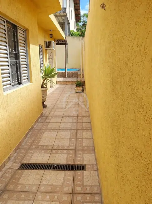 Foto 8 de Casa com 2 quartos à venda, 180m2 em Jardim das Cerejeiras, Atibaia - SP