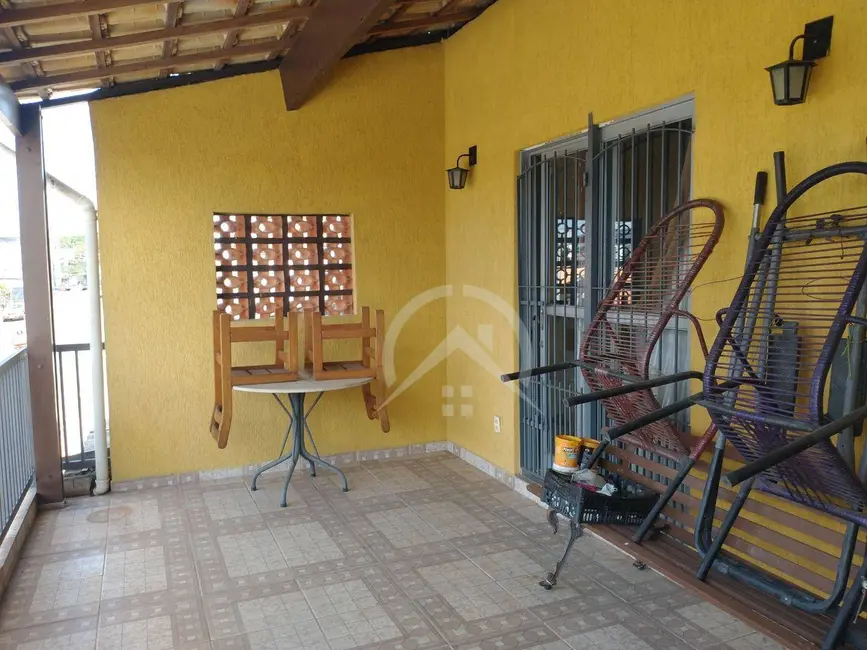 Foto 1 de Casa com 2 quartos à venda, 180m2 em Jardim das Cerejeiras, Atibaia - SP
