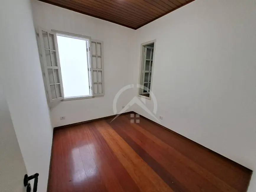 Foto 12 de Sobrado para alugar, 200m2 em Centro, Atibaia - SP