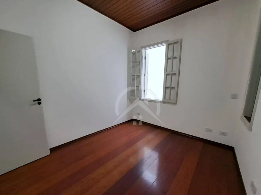 Foto 11 de Sobrado para alugar, 200m2 em Centro, Atibaia - SP