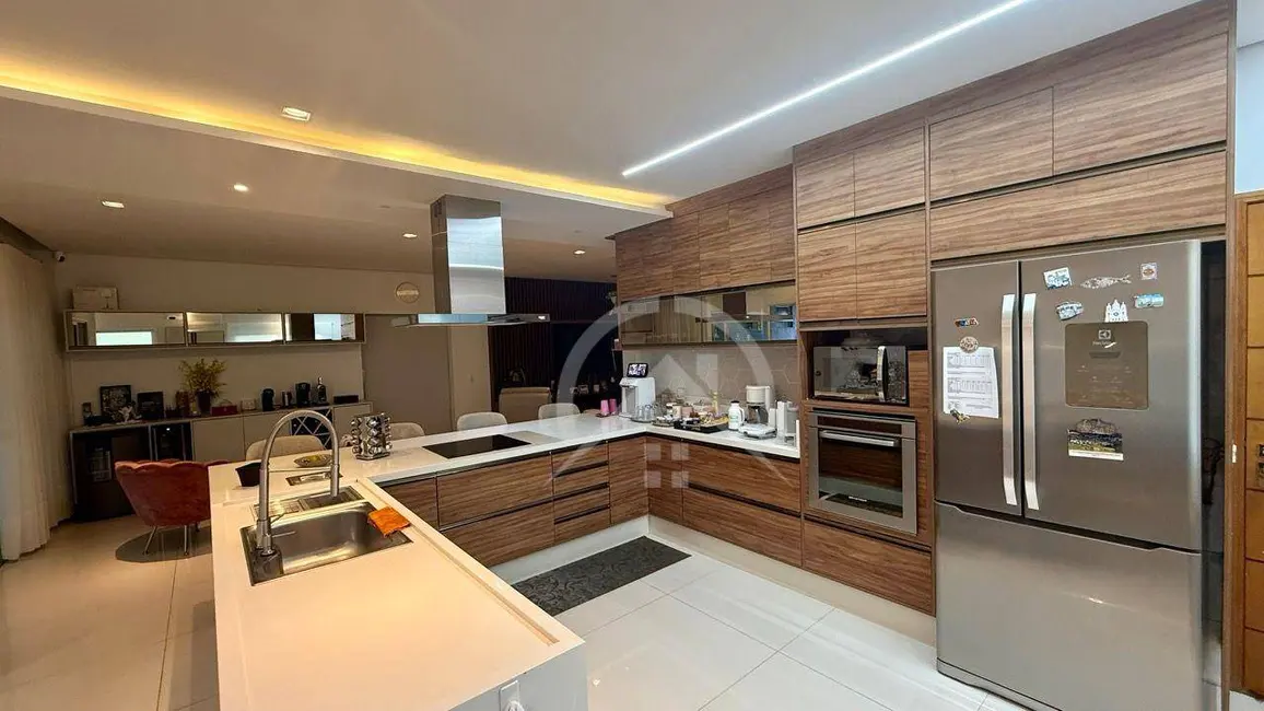 Casa com 4 quartos à venda, 736m2 em Condomínio Parque das Garças II, Atibaia - SP - imagem 3 Foto 3 de Casa com 4 quartos à venda, 736m2 em Condomínio Parque das Garças II, Atibaia - SP