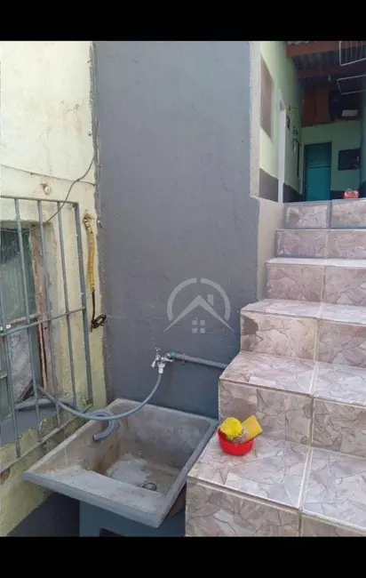 Foto 3 de Casa com 4 quartos à venda, 150m2 em Jardim das Cerejeiras, Atibaia - SP