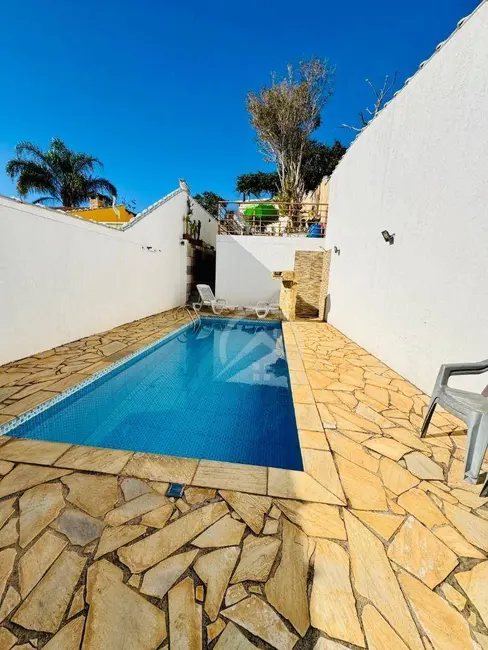 Foto 1 de Casa com 2 quartos à venda, 130m2 em Mairipora - SP