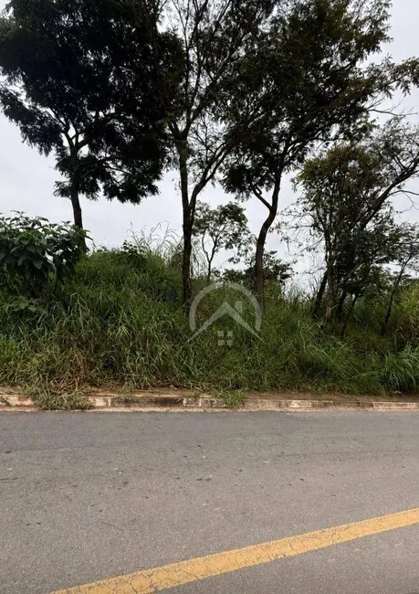 Foto 1 de Terreno / Lote à venda, 1045m2 em Estância Santa Maria do Portão, Atibaia - SP
