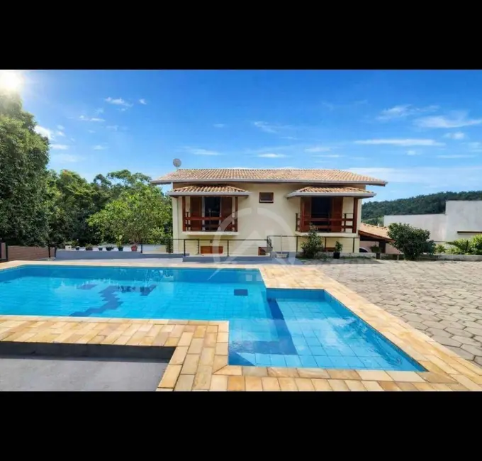 Foto 1 de Casa com 3 quartos à venda, 1000m2 em Portão, Atibaia - SP