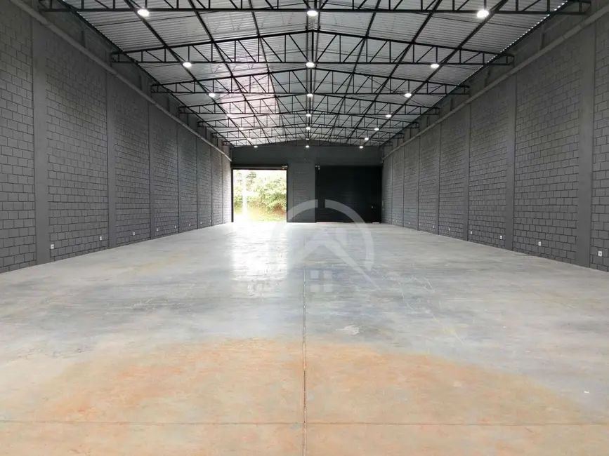 Armazém / Galpão para alugar, 840m2 em Ressaca, Atibaia - SP - imagem 1 Foto 1 de Armazém / Galpão para alugar, 840m2 em Ressaca, Atibaia - SP