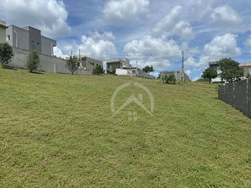 Foto 1 de Terreno / Lote à venda, 140m2 em Mairipora - SP