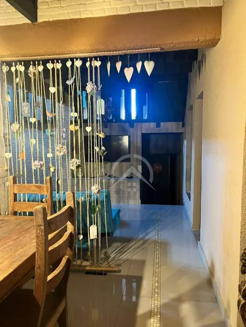 Foto 6 de Casa com 3 quartos à venda e para alugar, 1033m2 em Vila Petrópolis, Atibaia - SP