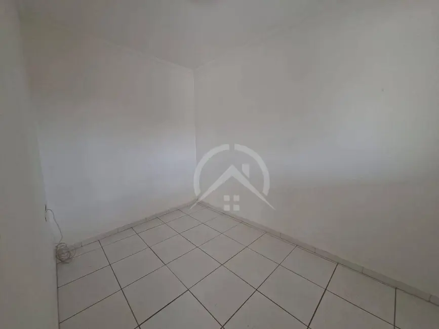 Casa com 3 quartos para alugar, 500m2 em Vila Rica, Atibaia - SP - imagem 5 Foto 5 de Casa com 3 quartos para alugar, 500m2 em Vila Rica, Atibaia - SP