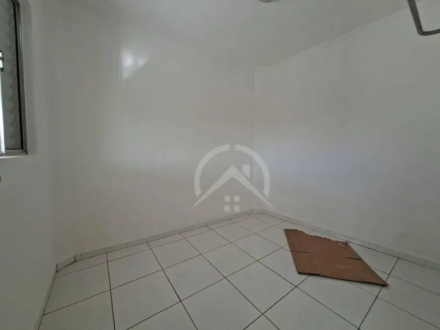 Casa com 3 quartos para alugar, 500m2 em Vila Rica, Atibaia - SP - imagem 8 Foto 8 de Casa com 3 quartos para alugar, 500m2 em Vila Rica, Atibaia - SP