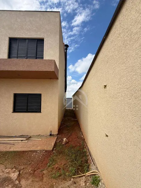 Foto 6 de Sobrado com 4 quartos à venda, 280m2 em Mairipora - SP