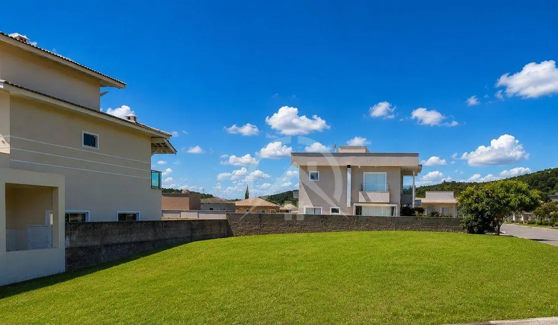 Foto 1 de Terreno / Lote à venda, 282m2 em Rio Abaixo, Atibaia - SP