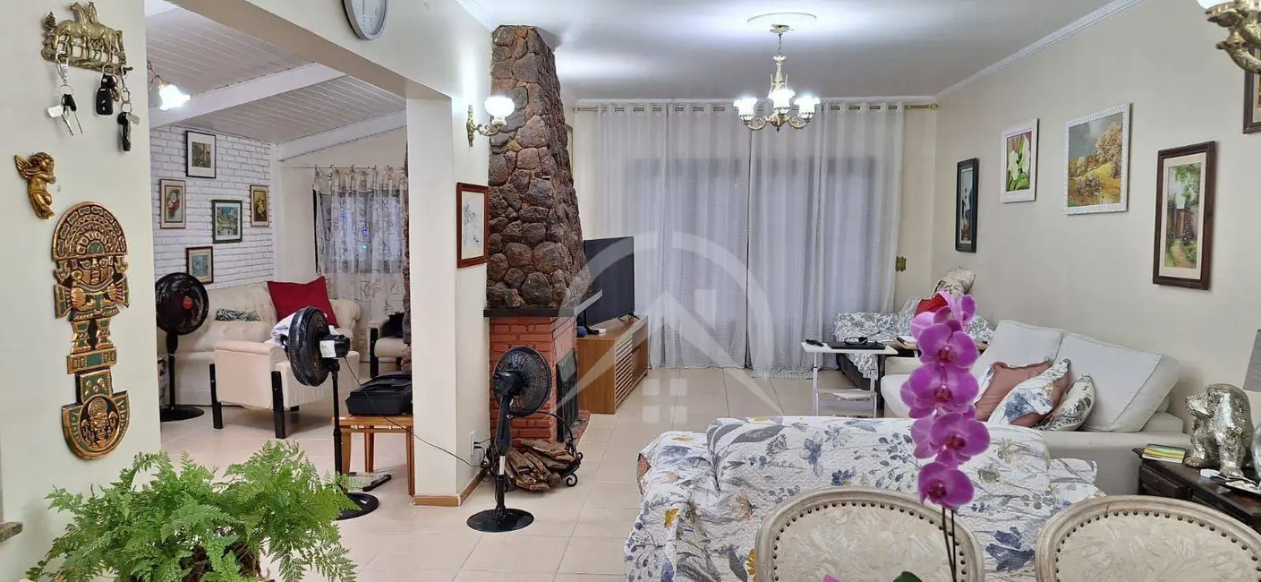 Casa com 6 quartos à venda, 720m2 em Vila Esperia ou Giglio, Atibaia - SP - imagem 2 Foto 2 de Casa com 6 quartos à venda, 720m2 em Vila Esperia ou Giglio, Atibaia - SP