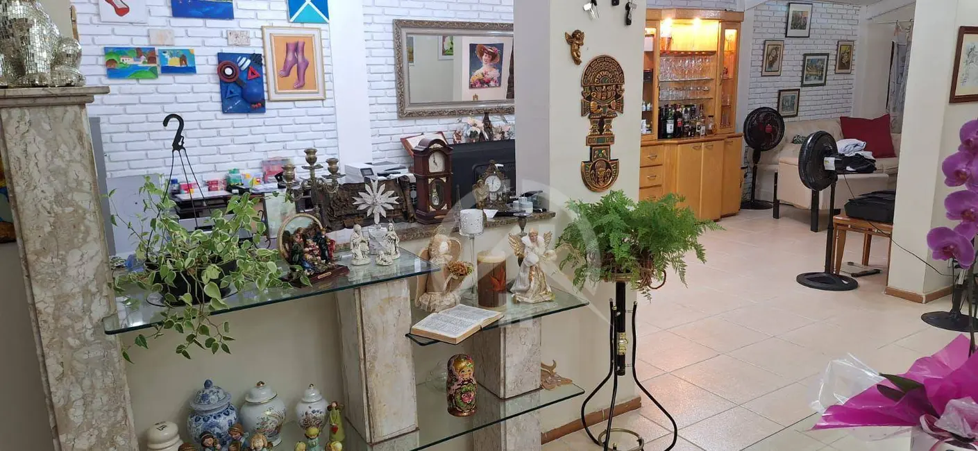 Casa com 6 quartos à venda, 720m2 em Vila Esperia ou Giglio, Atibaia - SP - imagem 4 Foto 4 de Casa com 6 quartos à venda, 720m2 em Vila Esperia ou Giglio, Atibaia - SP