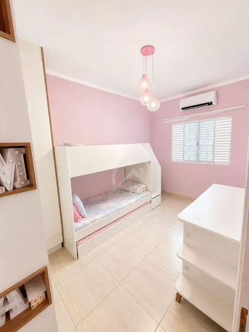 Foto 3 de Casa com 3 quartos à venda e para alugar, 480m2 em Jardim Jaraguá, Atibaia - SP