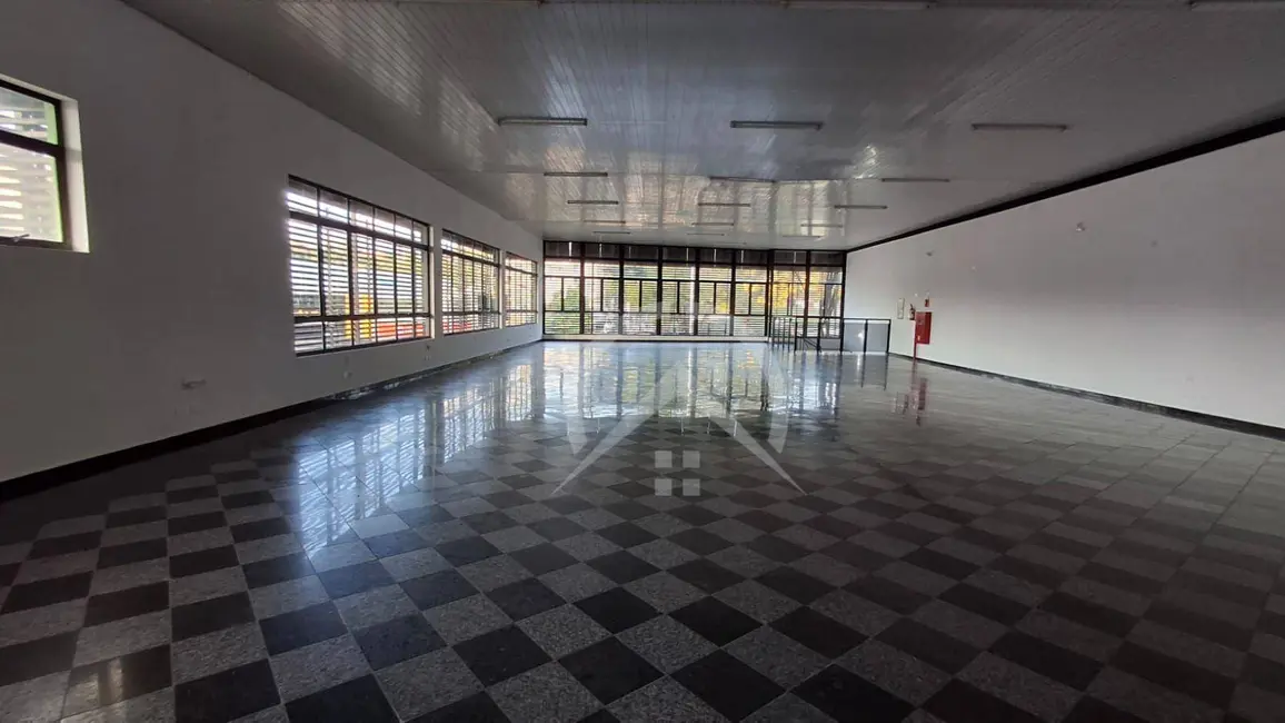 Sala Comercial para alugar, 356m2 em Vila Thais, Atibaia - SP - imagem 3 Foto 3 de Sala Comercial para alugar, 356m2 em Vila Thais, Atibaia - SP