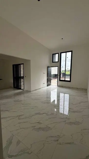 Casa com 3 quartos à venda, 210m2 em Caetetuba, Atibaia - SP - imagem 4 Foto 4 de Casa com 3 quartos à venda, 210m2 em Caetetuba, Atibaia - SP