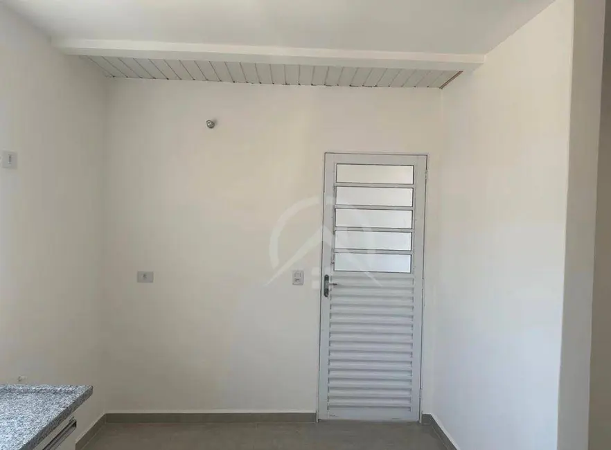 Foto 7 de Casa com 2 quartos para alugar, 60m2 em Centro, Atibaia - SP