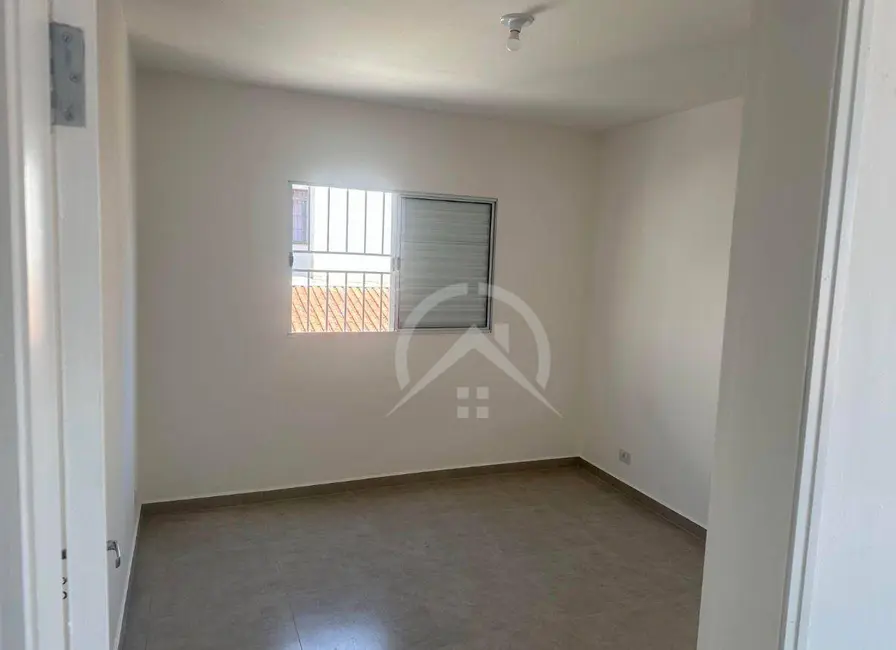 Foto 4 de Casa com 2 quartos para alugar, 60m2 em Centro, Atibaia - SP