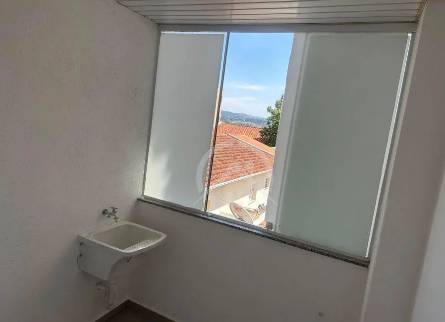 Foto 5 de Casa com 2 quartos para alugar, 60m2 em Centro, Atibaia - SP