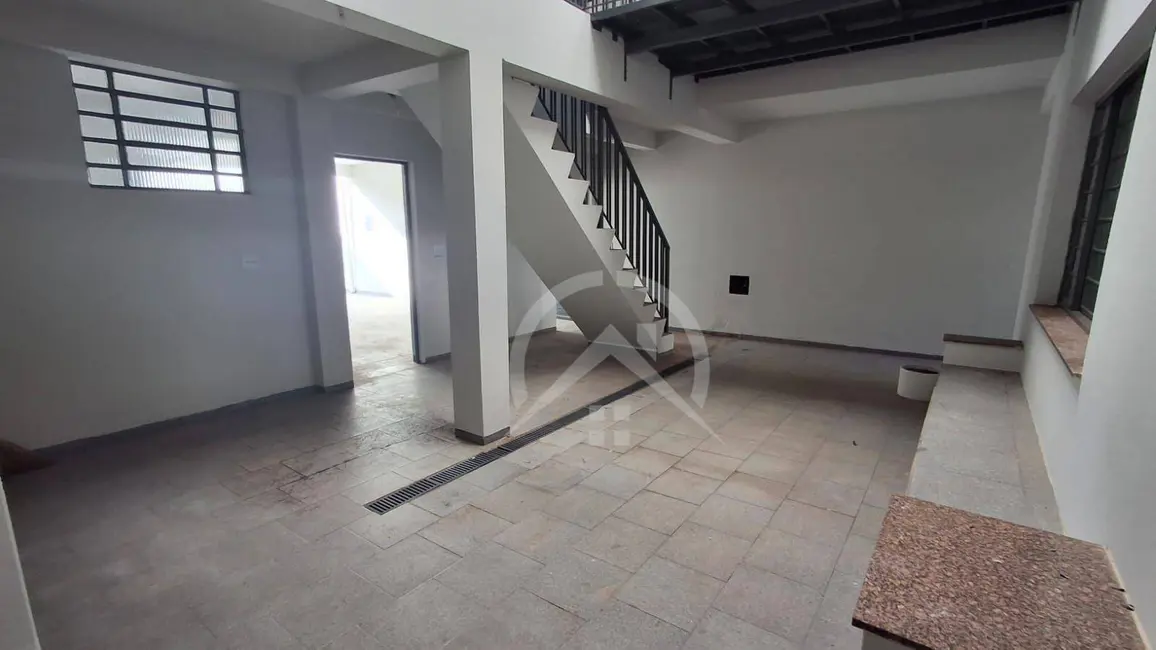 Foto 10 de Casa para alugar, 500m2 em Centro, Atibaia - SP