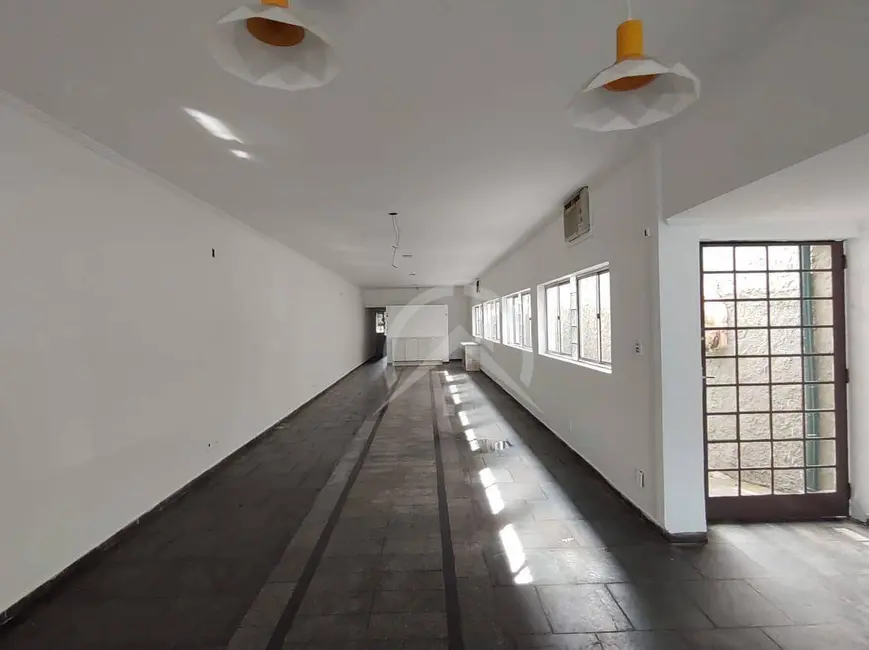 Sala Comercial para alugar, 450m2 em Centro, Atibaia - SP - imagem 4 Foto 4 de Sala Comercial para alugar, 450m2 em Centro, Atibaia - SP