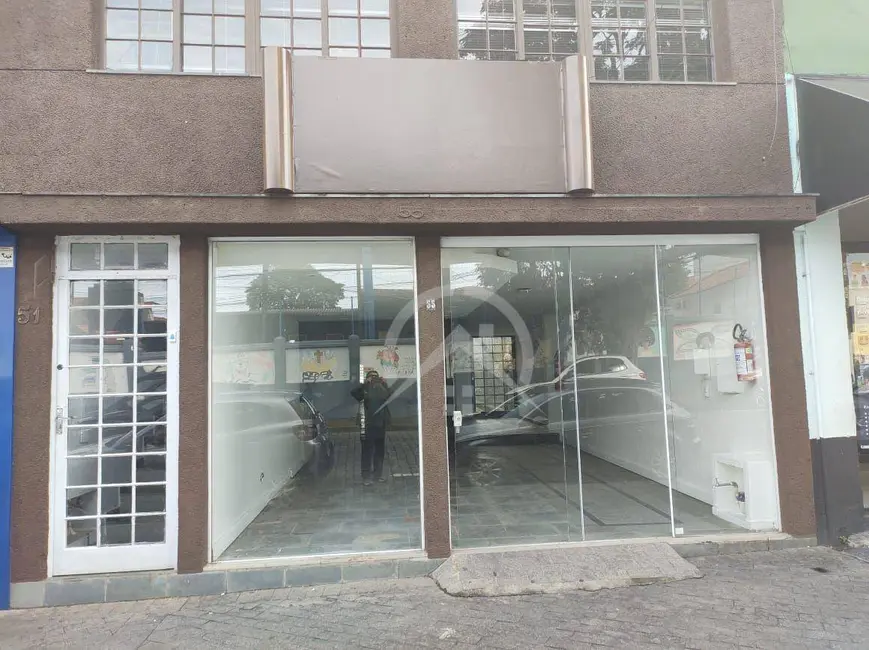 Sala Comercial para alugar, 450m2 em Centro, Atibaia - SP - imagem 2 Foto 2 de Sala Comercial para alugar, 450m2 em Centro, Atibaia - SP