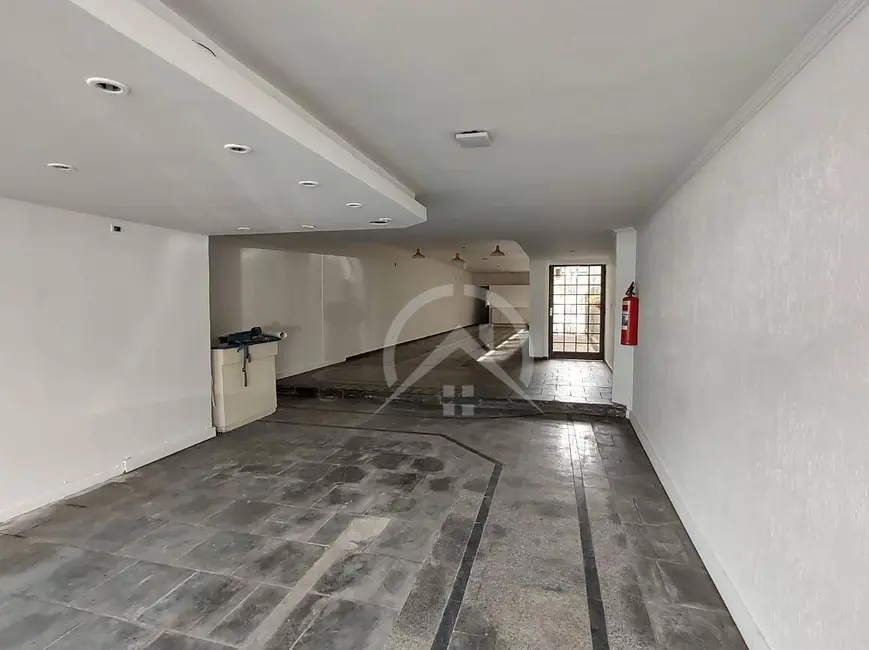 Sala Comercial para alugar, 450m2 em Centro, Atibaia - SP - imagem 1 Foto 1 de Sala Comercial para alugar, 450m2 em Centro, Atibaia - SP