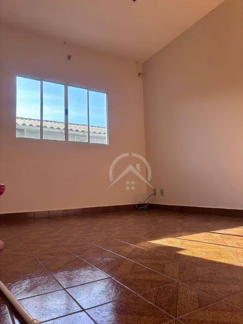 Casa com 2 quartos para alugar, 150m2 em Alvinópolis, Atibaia - SP - imagem 8 Foto 8 de Casa com 2 quartos para alugar, 150m2 em Alvinópolis, Atibaia - SP