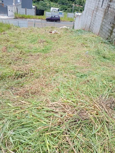 Foto 1 de Terreno / Lote à venda, 175m2 em Atibaia - SP