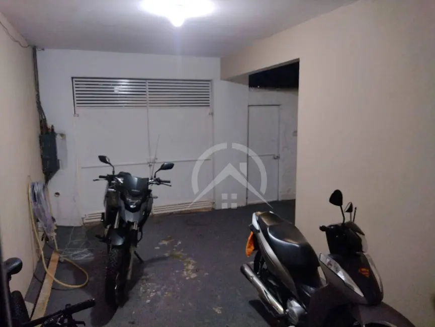 Casa com 2 quartos à venda, 150m2 em Jardim Alvinópolis II, Atibaia - SP - imagem 3 Foto 3 de Casa com 2 quartos à venda, 150m2 em Jardim Alvinópolis II, Atibaia - SP