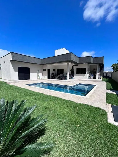 Casa de Condomínio com 3 quartos à venda, 770m2 em Atibaia - SP - imagem 2 Foto 2 de Casa de Condomínio com 3 quartos à venda, 770m2 em Atibaia - SP